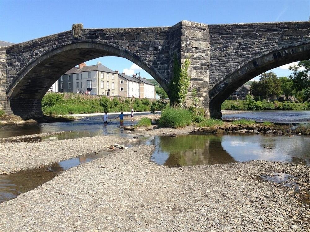 The Eagles Hotel Llanrwst Luaran gambar