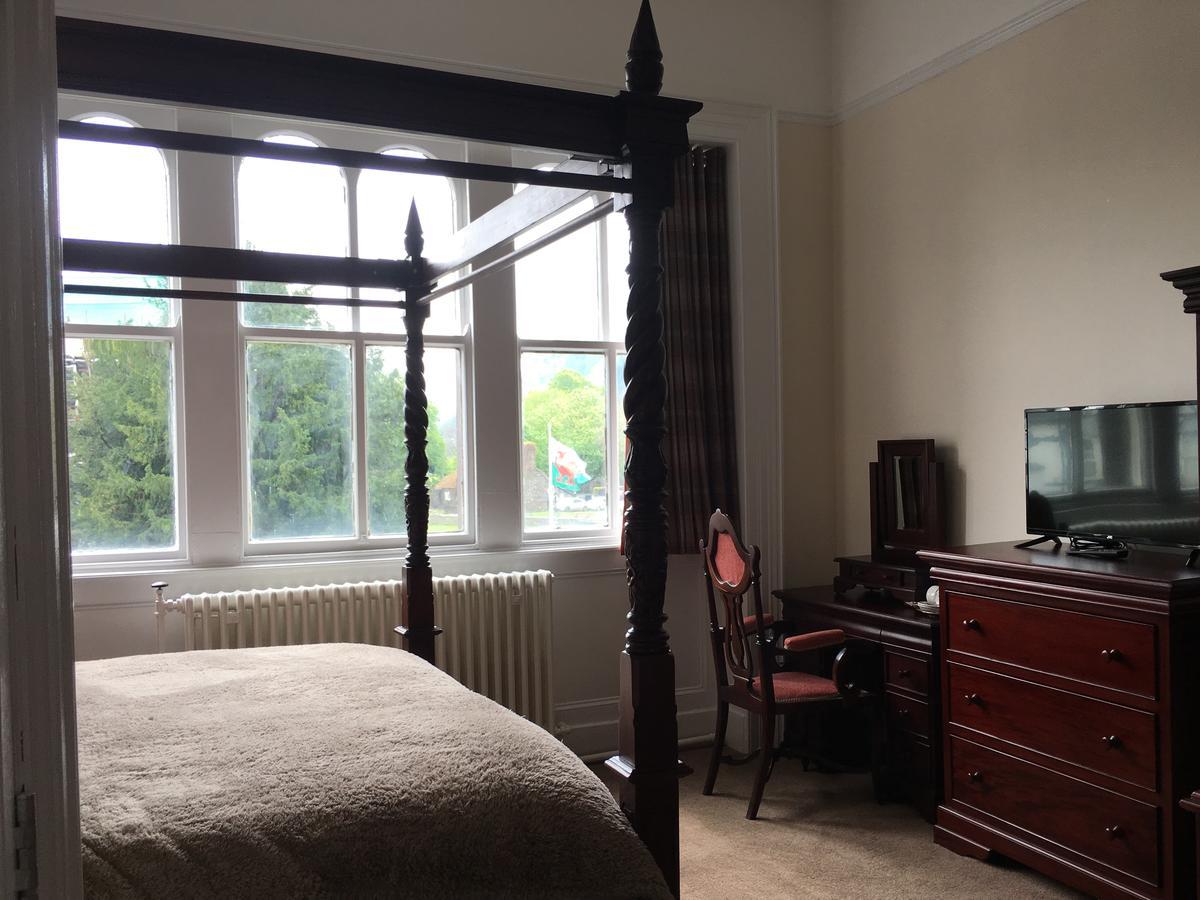 The Eagles Hotel Llanrwst Luaran gambar